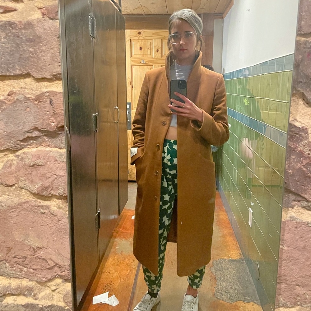 Meet your Posher, Laura